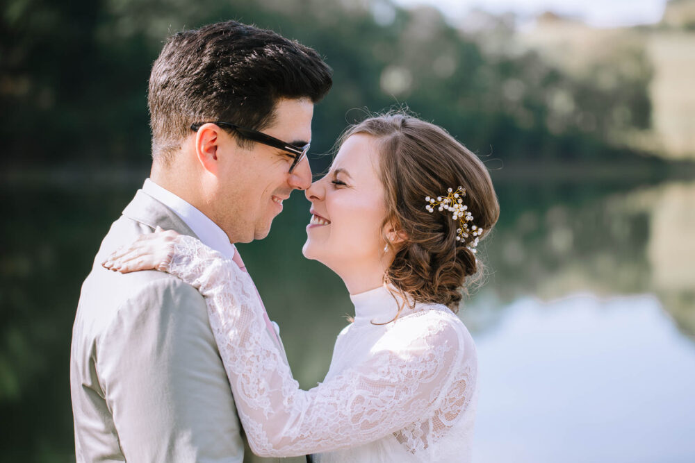 Hochzeitsfotograf Sauerland Meinerzhagen Hochzeit anzug mint brautpaarshooting meinerzhagen miriam folak lennestadt hochzeitsbahnhof ambientetrauung standesamt 122