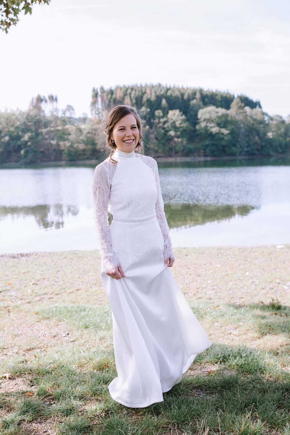Hochzeitsfotograf Sauerland Meinerzhagen Hochzeit anzug mint brautpaarshooting meinerzhagen miriam folak lennestadt hochzeitsbahnhof ambientetrauung standesamt 146