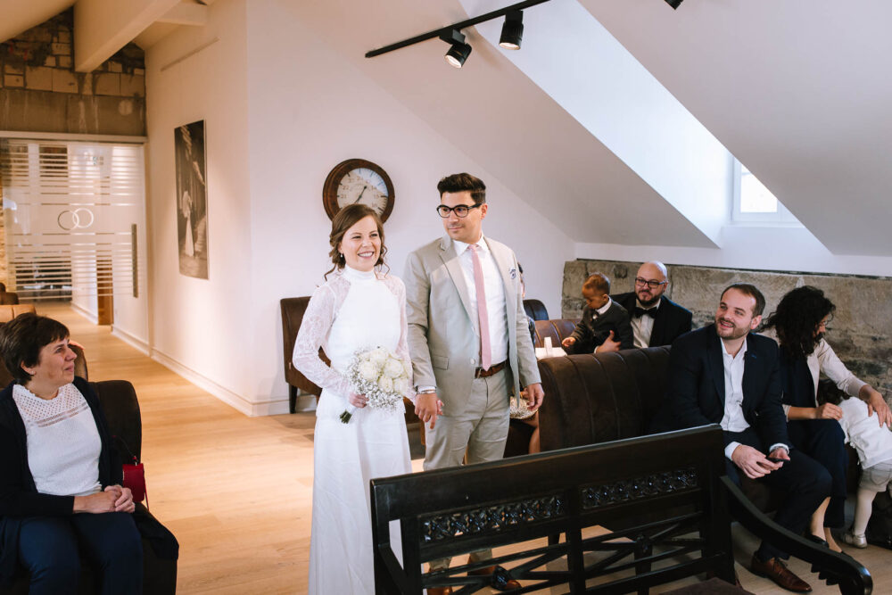 Hochzeitsfotograf Sauerland Meinerzhagen Hochzeit anzug mint brautpaarshooting meinerzhagen miriam folak lennestadt hochzeitsbahnhof ambientetrauung standesamt 154