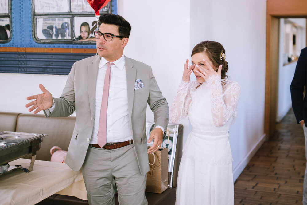 Hochzeitsfotograf Sauerland Meinerzhagen Hochzeit anzug mint brautpaarshooting meinerzhagen miriam folak lennestadt hochzeitsbahnhof ambientetrauung standesamt 234