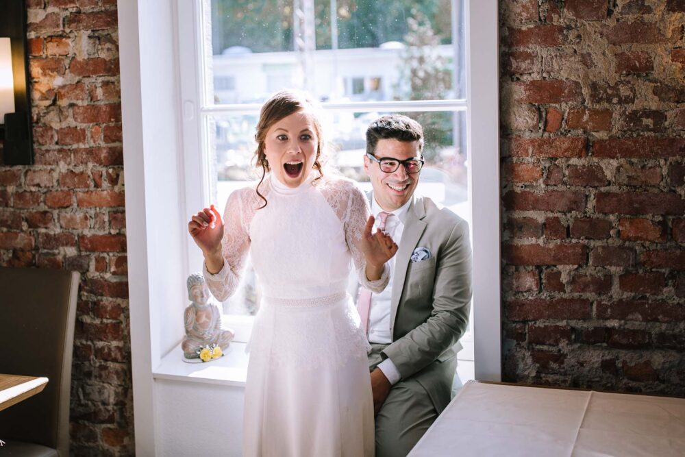 Hochzeitsfotograf Sauerland Meinerzhagen Hochzeit anzug mint brautpaarshooting meinerzhagen miriam folak lennestadt hochzeitsbahnhof ambientetrauung standesamt 273
