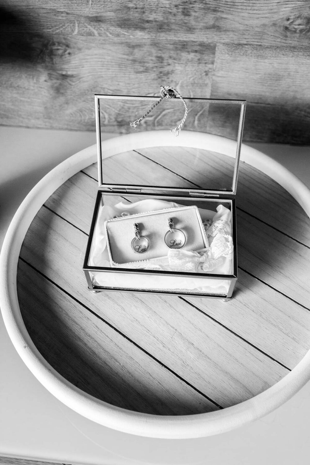 Hochzeitsfotograf Sauerland Meinerzhagen Hochzeit anzug mint brautpaarshooting meinerzhagen miriam folak lennestadt hochzeitsbahnhof ambientetrauung standesamt 29