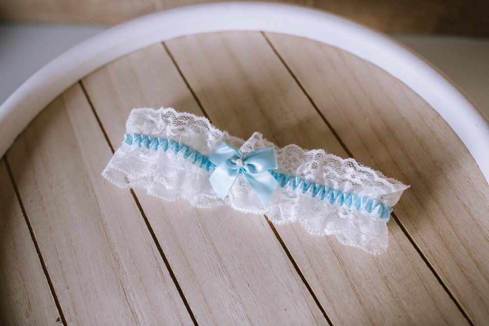 Hochzeitsfotograf Sauerland Meinerzhagen Hochzeit anzug mint brautpaarshooting meinerzhagen miriam folak lennestadt hochzeitsbahnhof ambientetrauung standesamt 36