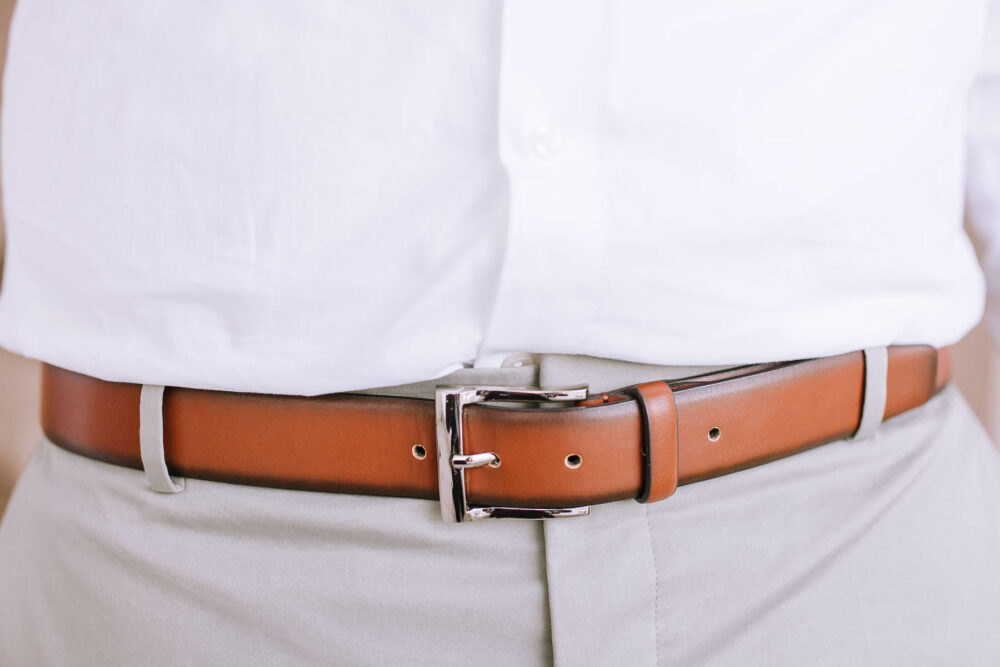 Hochzeitsfotograf Sauerland Meinerzhagen Hochzeit anzug mint brautpaarshooting meinerzhagen miriam folak lennestadt hochzeitsbahnhof ambientetrauung standesamt 8