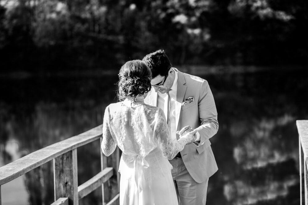Hochzeitsfotograf Sauerland Meinerzhagen Hochzeit anzug mint brautpaarshooting meinerzhagen miriam folak lennestadt hochzeitsbahnhof ambientetrauung standesamt 95