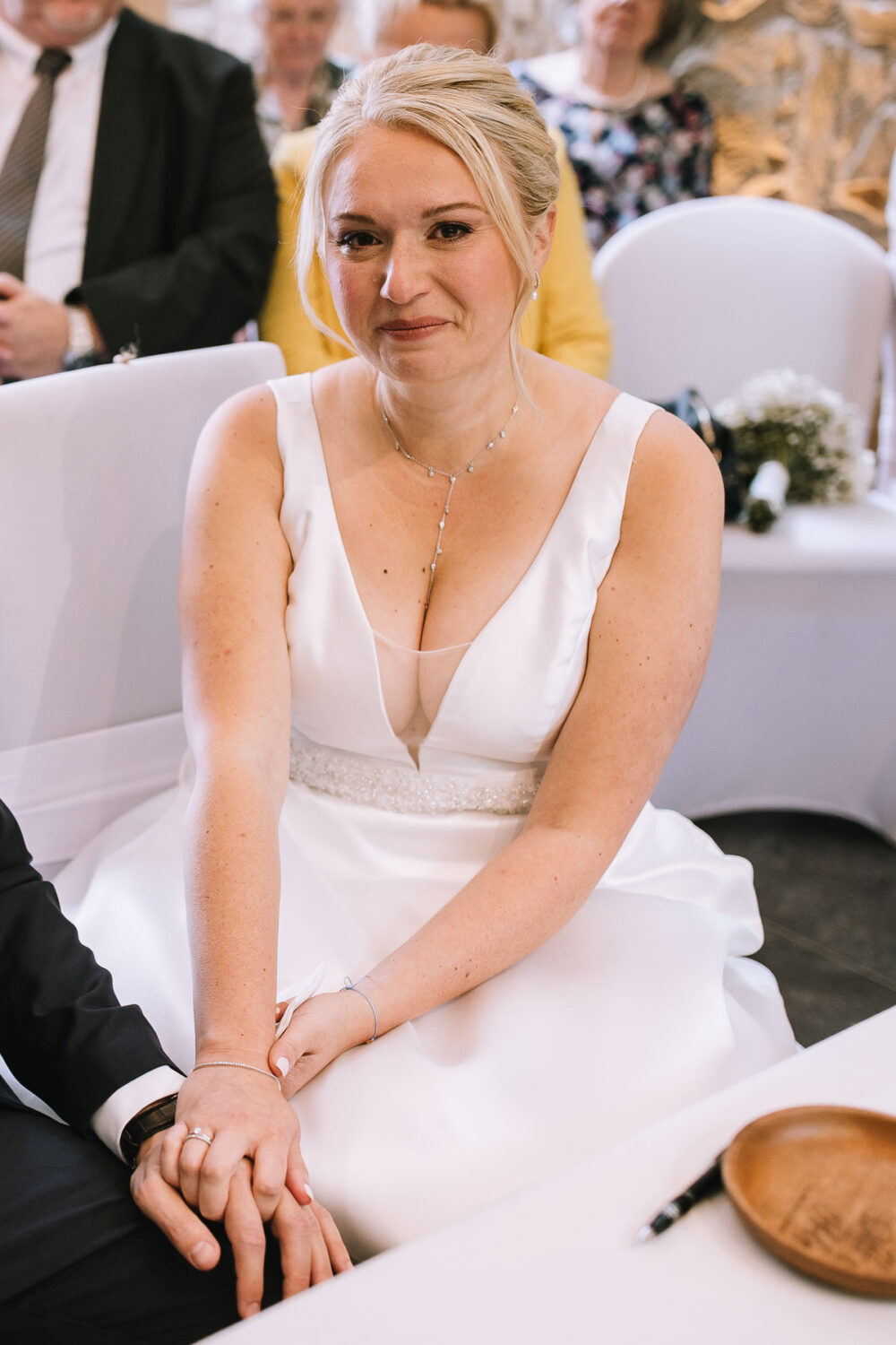 Hochzeitsfotografin Sauerland hochzeitsfotograf ruhrgebiet confideum voshoevel hochzeit niederrhein miriam folak hochzeitsfotografin nrw hochzeitsreportage ambientetrauung 296