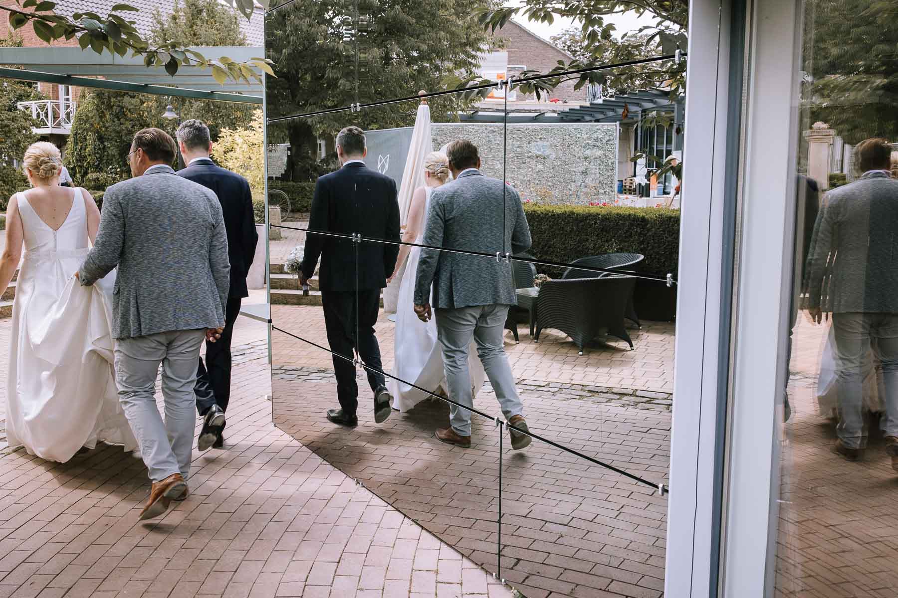 Hochzeitsfotografin Sauerland hochzeitsfotograf ruhrgebiet confideum voshoevel hochzeit niederrhein miriam folak hochzeitsfotografin nrw hochzeitsreportage ambientetrauung 381