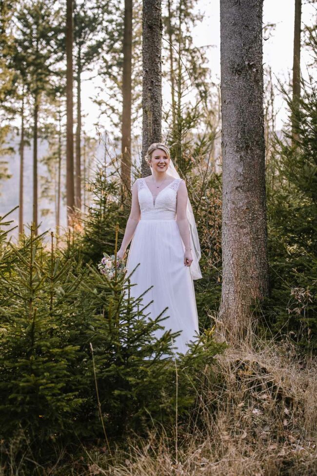 Hochzeitsfotografin marsberg bredelar hochsauerland hochzeitsfotograf sauerland meinerzhagen ruhrgebiet wilde wiese 27