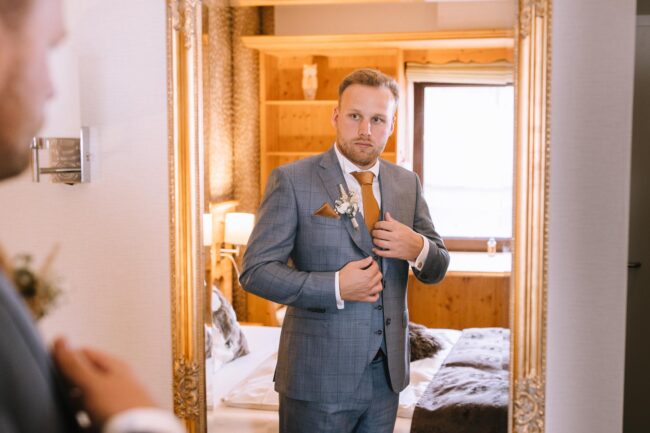 Hochzeitsfotografin sauerland sportalm gipfelglueck luedenscheid hochzeitsfotograf ruhrgebiet heiraten in den bergen gaudistuben jesus christus kirche meinerzhagen 119