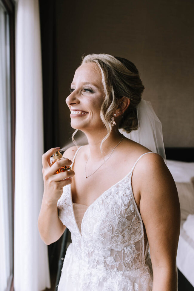 Hochzeitsfotografin sauerland sportalm gipfelglueck luedenscheid hochzeitsfotograf ruhrgebiet heiraten in den bergen gaudistuben jesus christus kirche meinerzhagen 199