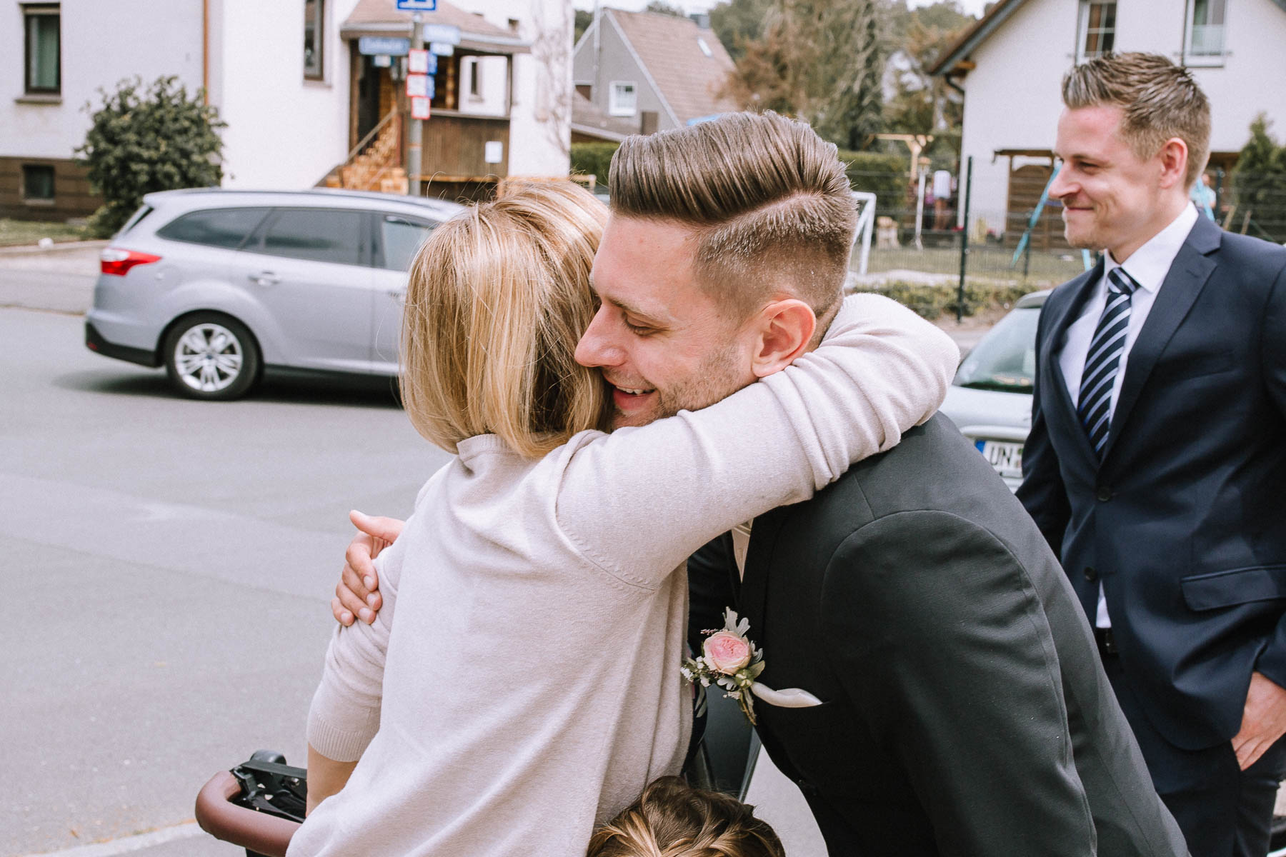 Hochzetsfotografin sauerland st.petrus canisius dortmund polnische hochzeit lokschuppen bottrop tetraeder hochzeitsfotograf ruhrgebiet 20