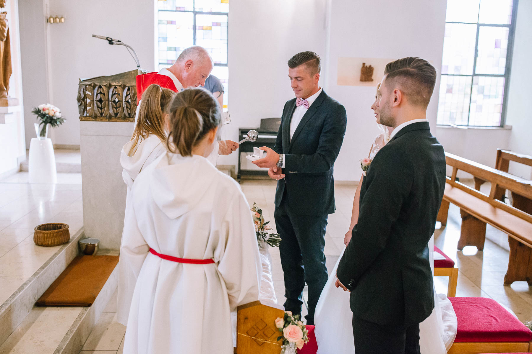 Hochzetsfotografin sauerland st.petrus canisius dortmund polnische hochzeit lokschuppen bottrop tetraeder hochzeitsfotograf ruhrgebiet 219