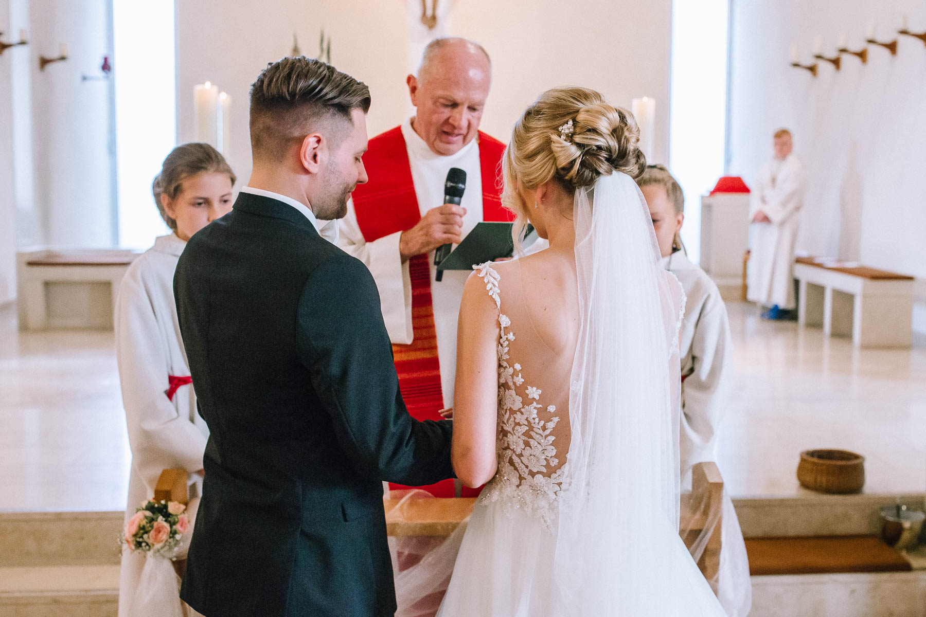 Hochzetsfotografin sauerland st.petrus canisius dortmund polnische hochzeit lokschuppen bottrop tetraeder hochzeitsfotograf ruhrgebiet 230