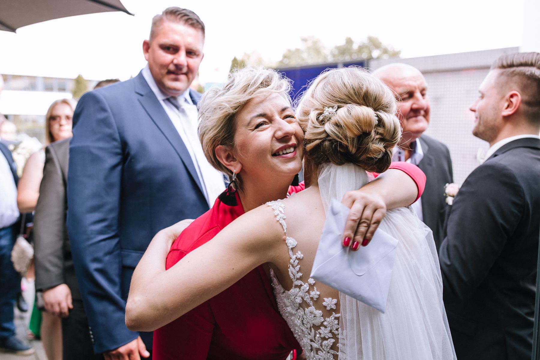 Hochzetsfotografin sauerland st.petrus canisius dortmund polnische hochzeit lokschuppen bottrop tetraeder hochzeitsfotograf ruhrgebiet 451
