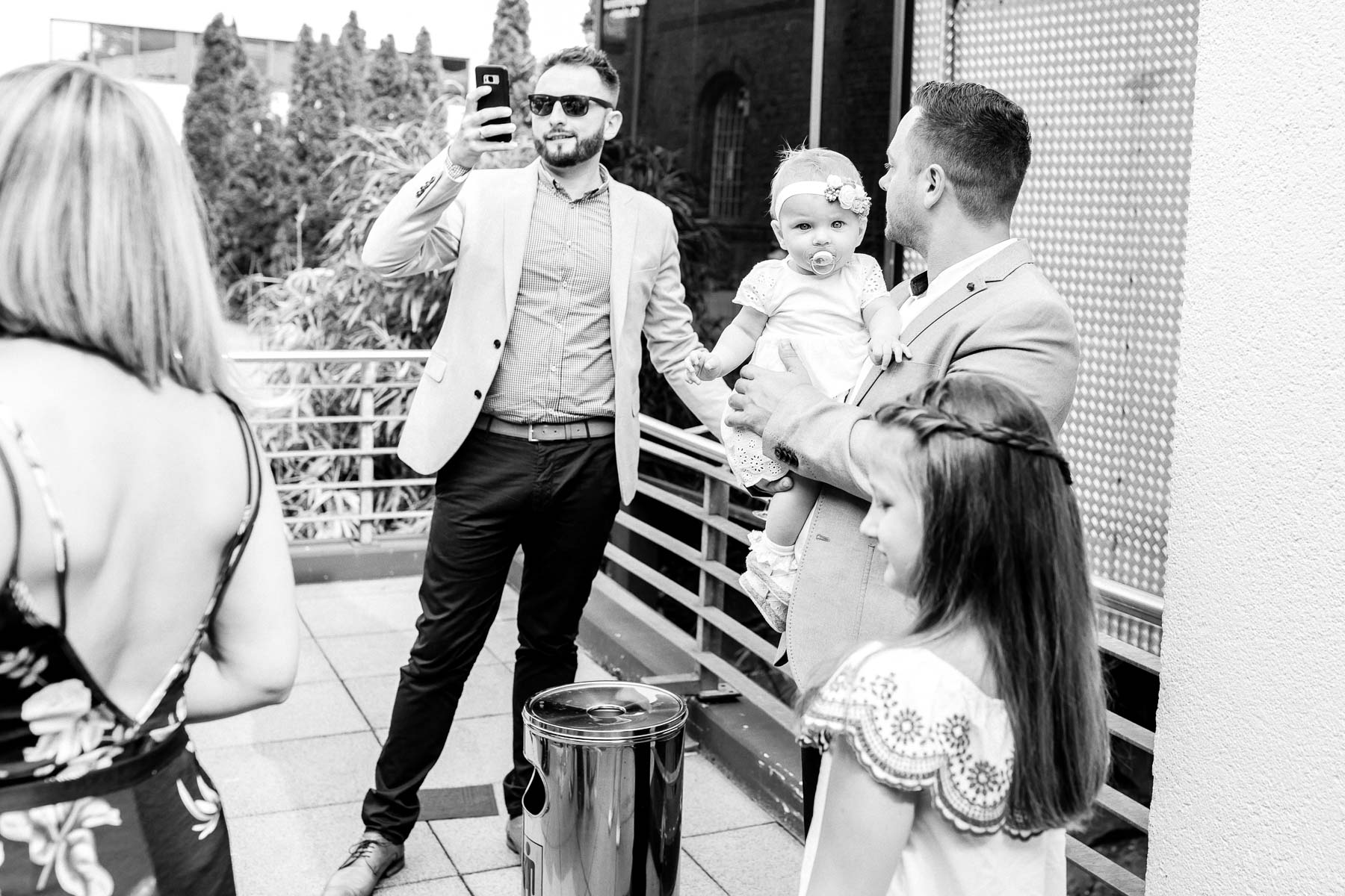 Hochzetsfotografin sauerland st.petrus canisius dortmund polnische hochzeit lokschuppen bottrop tetraeder hochzeitsfotograf ruhrgebiet 464