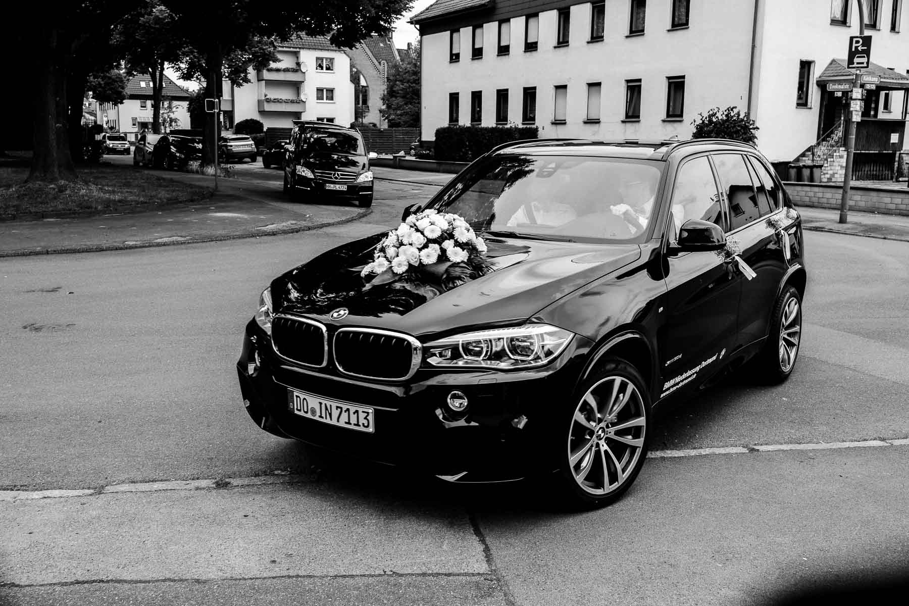 Hochzetsfotografin sauerland st.petrus canisius dortmund polnische hochzeit lokschuppen bottrop tetraeder hochzeitsfotograf ruhrgebiet 48