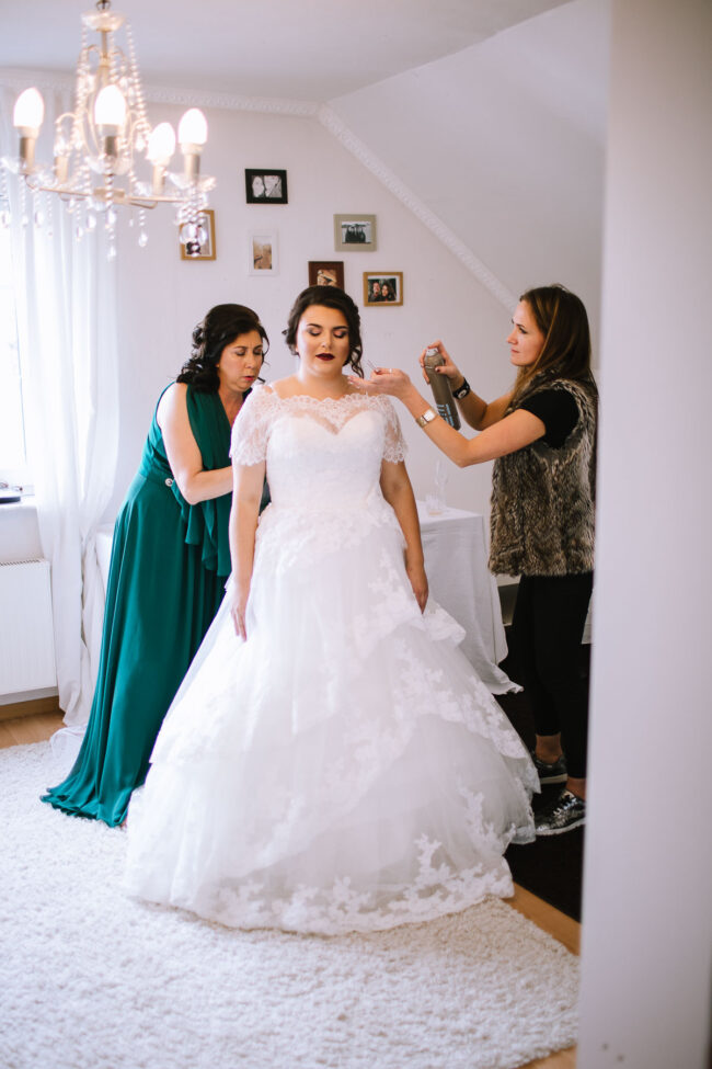 historische brennerei roensahl kochbar kierspe hochzeitsfotograf sauerland hochzeitsfotografin koeln bergische hochzeitslocation nrw kochanowa boutanique marburg 43