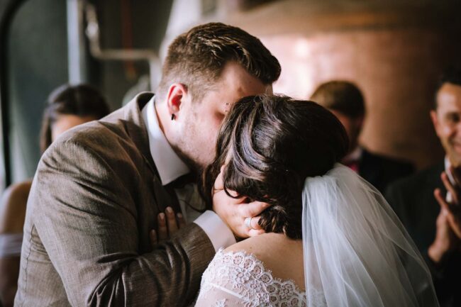 historische brennerei roensahl kochbar kierspe hochzeitsfotograf sauerland hochzeitsfotografin koeln bergische hochzeitslocation nrw kochanowa boutanique marburg 81