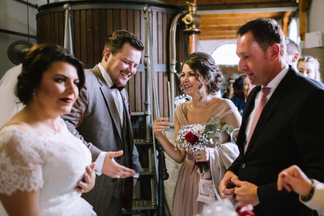 historische brennerei roensahl kochbar kierspe hochzeitsfotograf sauerland hochzeitsfotografin koeln bergische hochzeitslocation nrw kochanowa boutanique marburg 86