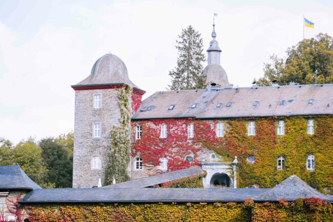Hochzeitsfotografin sauerland burg schnellenberg heiraten standesamt attendorn hochzeitsfotograf ruhrgebiet ambientetrauung miriam folak 383
