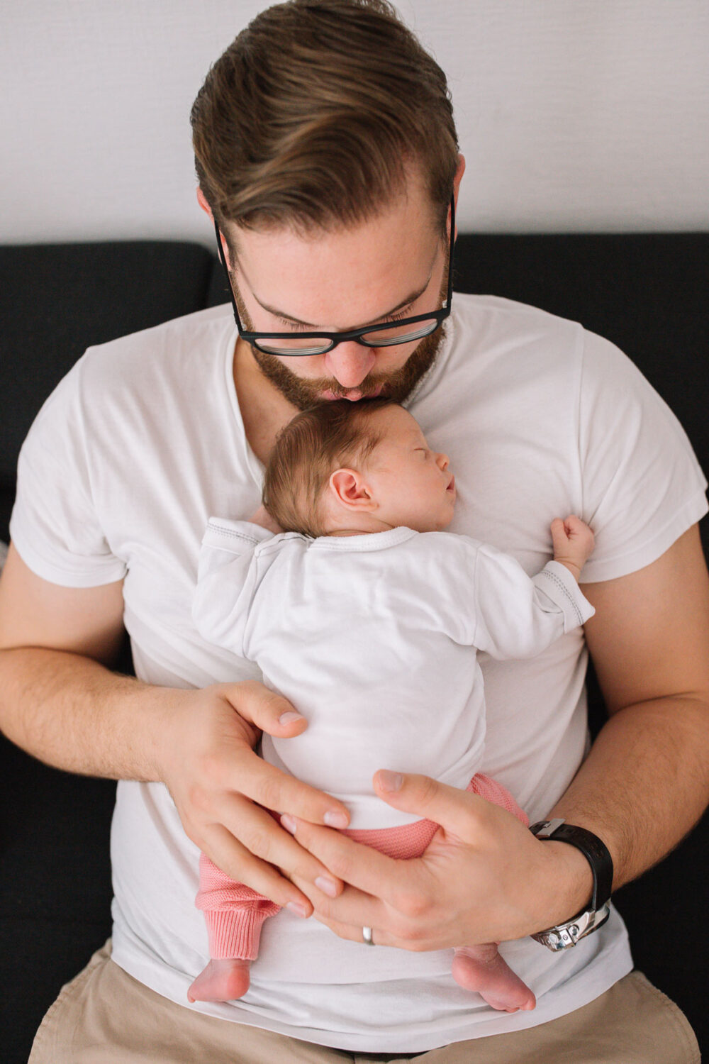 Neugeborenenshooting Newbornshooting Sauerland Fotostudio Meinerzhagen natuerliche Babyfotografie Fotografin Kierspe Luedenscheid Hellersen Babyfotograf 69