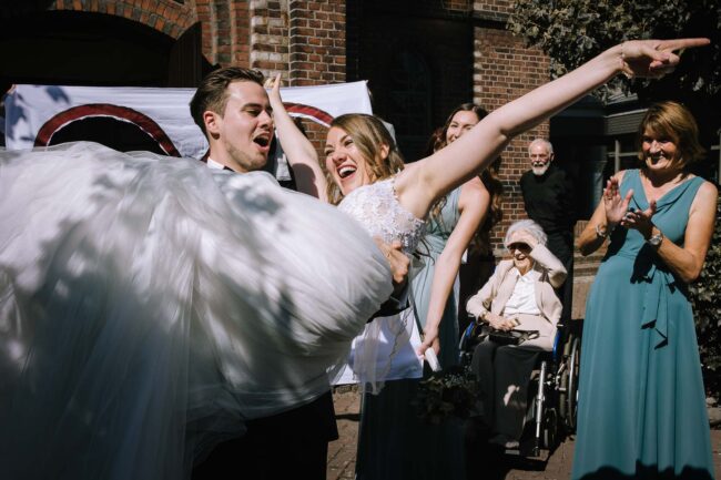 Hochzeitsfotografin sauerland hochzeitsfotograf nrw geldern duisburg ruhrgebiet miriam folak essenberg hochheide kirche schloss walbeck hochzeitslocation nrw (267)