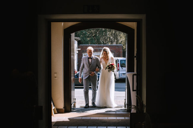 Hochzeitsfotografin sauerland hochzeitsfotograf nrw geldern duisburg ruhrgebiet miriam folak essenberg hochheide kirche schloss walbeck hochzeitslocation nrw (35)