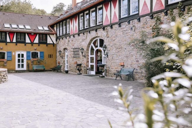 Rittergut Haus Laer Bochum Hochzeit Hochzeitsfotografin sauerland hochzeitsfotograf ruhrgebiet witten freie trauung lgbtq wedding hochzeitslocation nrw schwules paar ( (22)