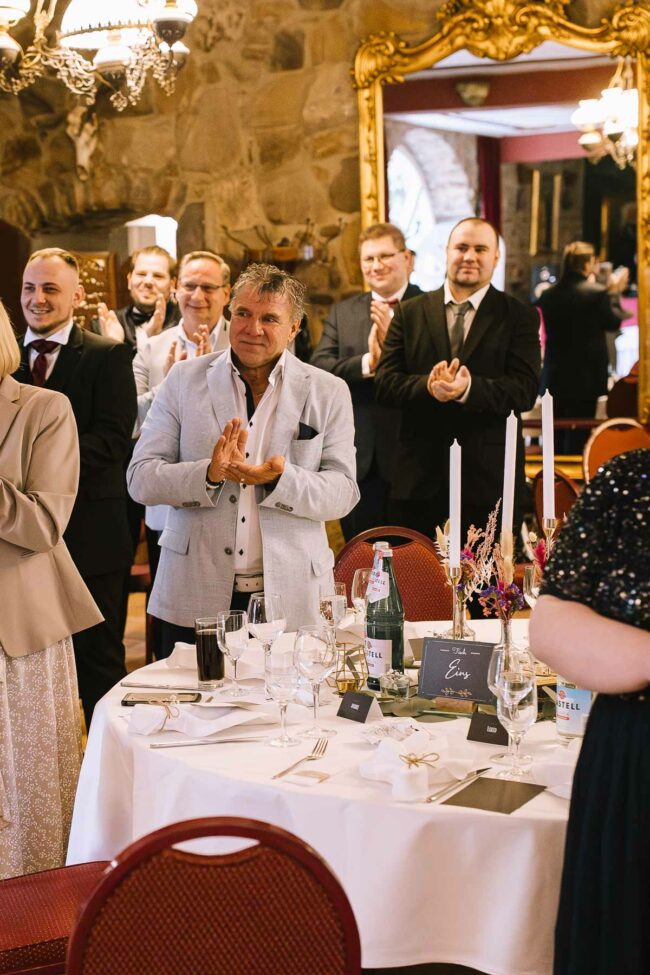 Rittergut Haus Laer Bochum Hochzeit Hochzeitsfotografin sauerland hochzeitsfotograf ruhrgebiet witten freie trauung lgbtq wedding hochzeitslocation nrw schwules paar ( (349)