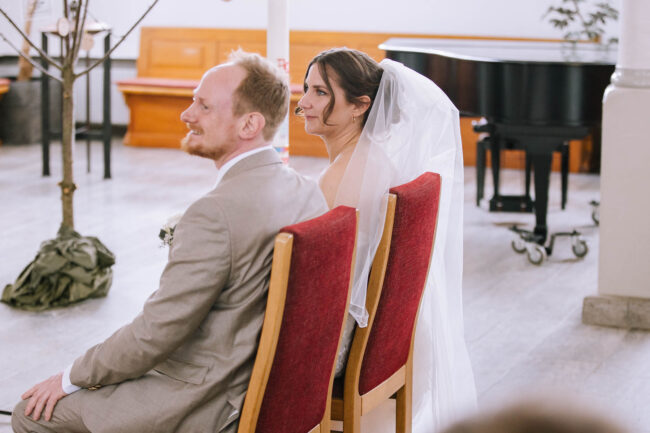 hochzeitsfotografin sauerland hückeswagen pauluskirche bergisches land hochzeitsmesse gummerbach meinerzhagen attendorn rheinland hochzeitslocation nrw (114)