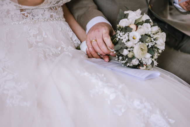 hochzeitsfotografin sauerland hückeswagen pauluskirche bergisches land hochzeitsmesse gummerbach meinerzhagen attendorn rheinland hochzeitslocation nrw (237)