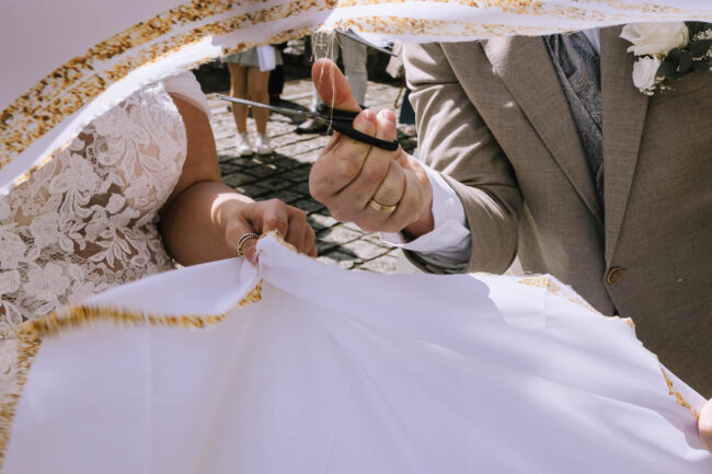 hochzeitsfotografin sauerland hückeswagen pauluskirche bergisches land hochzeitsmesse gummerbach meinerzhagen attendorn rheinland hochzeitslocation nrw (308)