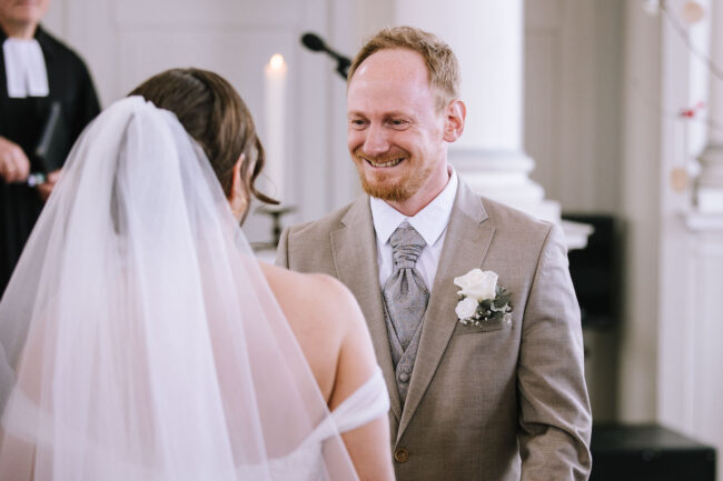 hochzeitsfotografin sauerland hückeswagen pauluskirche bergisches land hochzeitsmesse gummerbach meinerzhagen attendorn rheinland hochzeitslocation nrw (77)
