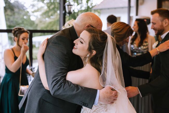 Jagdhaus im kuehl hochzeit hochzeitsfotografin iserlohn sauerland hochzeitsfotograf ruhrgebiet maerkischer kreis hochzeitslocation nrw (195)