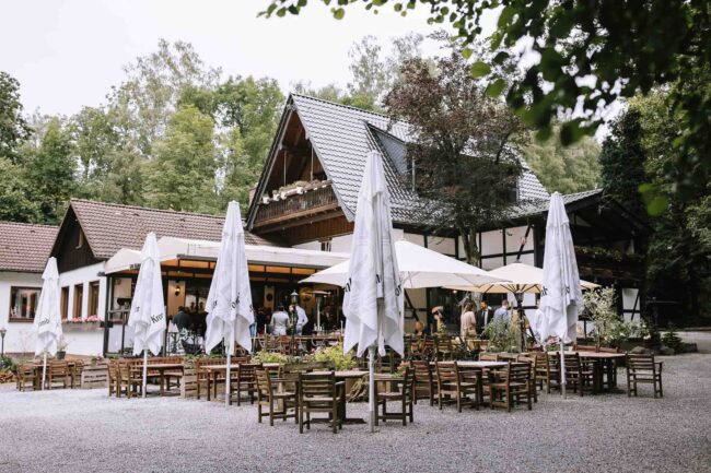 Jagdhaus im kuehl hochzeit hochzeitsfotografin iserlohn sauerland hochzeitsfotograf ruhrgebiet maerkischer kreis hochzeitslocation nrw (338)