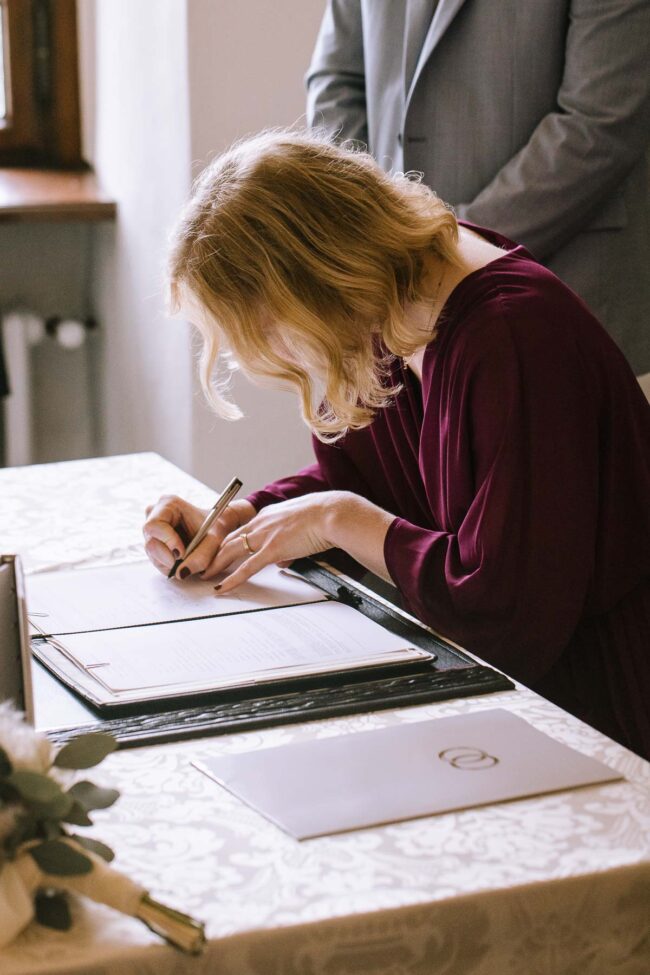 haus kemnade standesamt hochzeitsfotograf ruhrgebiet hochzeitsfotografin sauerland miriam folak hochzeitslocation nrw haus herbede meinerzhagen nrw brautpaarshooting (123)