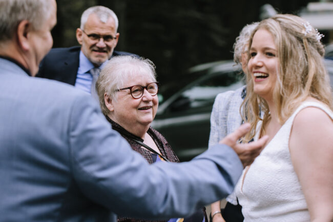 haus kemnade standesamt hochzeitsfotograf ruhrgebiet hochzeitsfotografin sauerland miriam folak hochzeitslocation nrw haus herbede meinerzhagen nrw brautpaarshooting (24)