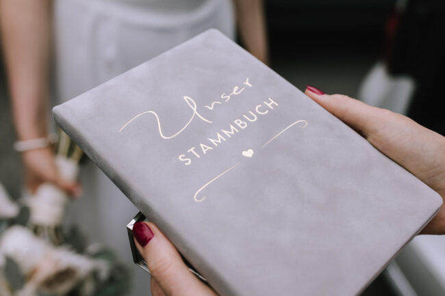 haus kemnade standesamt hochzeitsfotograf ruhrgebiet hochzeitsfotografin sauerland miriam folak hochzeitslocation nrw haus herbede meinerzhagen nrw brautpaarshooting (258)