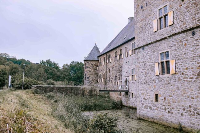 haus kemnade standesamt hochzeitsfotograf ruhrgebiet hochzeitsfotografin sauerland miriam folak hochzeitslocation nrw haus herbede meinerzhagen nrw brautpaarshooting (268)