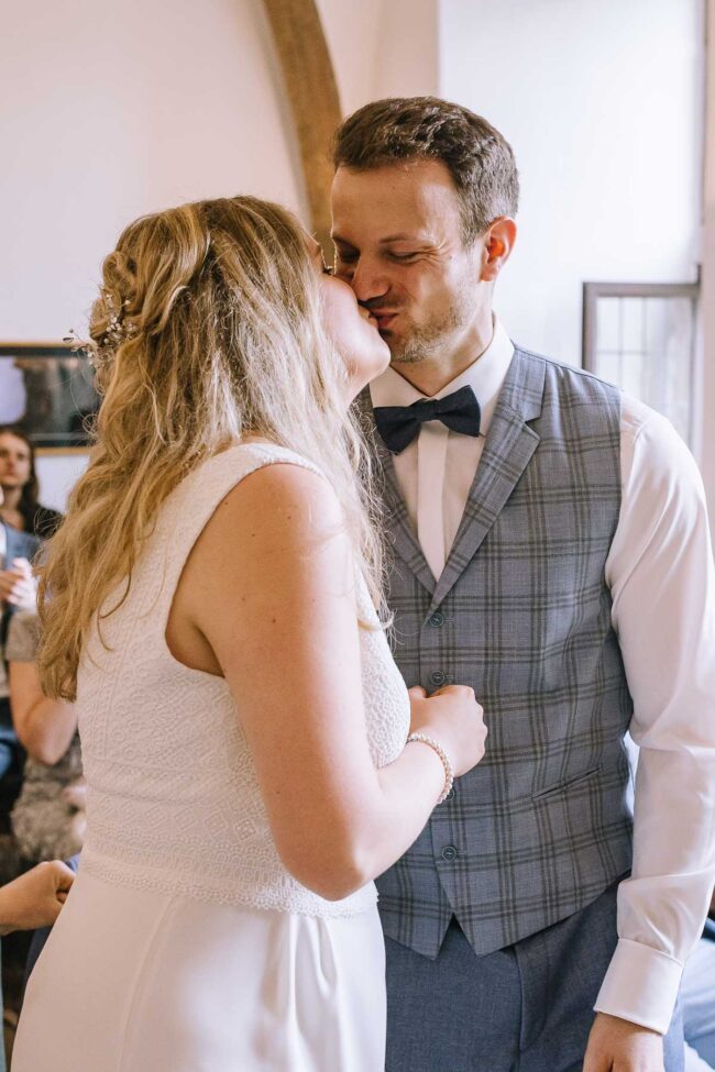 haus kemnade standesamt hochzeitsfotograf ruhrgebiet hochzeitsfotografin sauerland miriam folak hochzeitslocation nrw haus herbede meinerzhagen nrw brautpaarshooting (307)