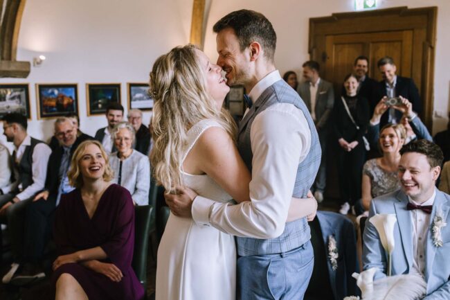 haus kemnade standesamt hochzeitsfotograf ruhrgebiet hochzeitsfotografin sauerland miriam folak hochzeitslocation nrw haus herbede meinerzhagen nrw brautpaarshooting (318)