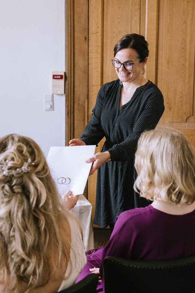 haus kemnade standesamt hochzeitsfotograf ruhrgebiet hochzeitsfotografin sauerland miriam folak hochzeitslocation nrw haus herbede meinerzhagen nrw brautpaarshooting (342)