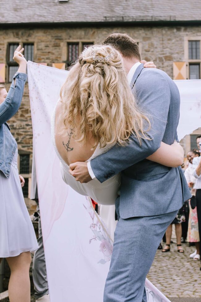 haus kemnade standesamt hochzeitsfotograf ruhrgebiet hochzeitsfotografin sauerland miriam folak hochzeitslocation nrw haus herbede meinerzhagen nrw brautpaarshooting (390)