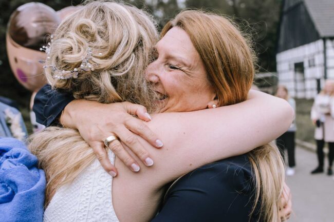 haus kemnade standesamt hochzeitsfotograf ruhrgebiet hochzeitsfotografin sauerland miriam folak hochzeitslocation nrw haus herbede meinerzhagen nrw brautpaarshooting (394)