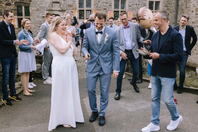 haus kemnade standesamt hochzeitsfotograf ruhrgebiet hochzeitsfotografin sauerland miriam folak hochzeitslocation nrw haus herbede meinerzhagen nrw brautpaarshooting (403)