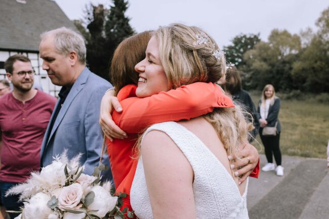 haus kemnade standesamt hochzeitsfotograf ruhrgebiet hochzeitsfotografin sauerland miriam folak hochzeitslocation nrw haus herbede meinerzhagen nrw brautpaarshooting (420)