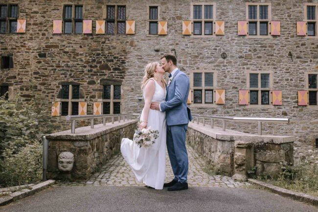 haus kemnade standesamt hochzeitsfotograf ruhrgebiet hochzeitsfotografin sauerland miriam folak hochzeitslocation nrw haus herbede meinerzhagen nrw brautpaarshooting (453)