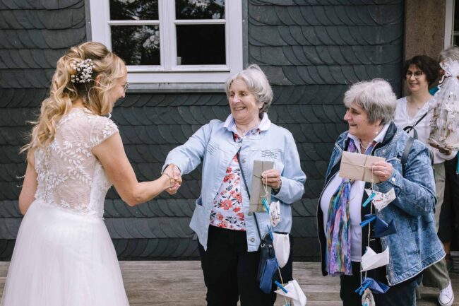 hohe bracht lennestadt hochzeitslocation sauerland hochzeitsfotografin hochzeitsfotograf nrw miriam folak meinerzhagen kirchhundem hochsauerland hsk olpe attendorn (453)