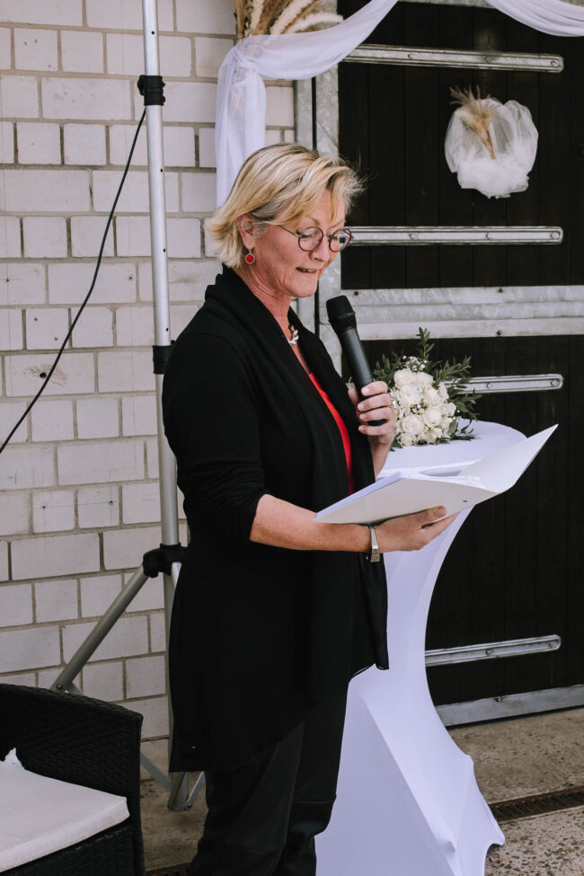 lindlar hochzeitsfotografin sauerland bergisches land oberberg engelskirchen freie trauung rheinland ruhrgebiet meinerzhagen gummersbach (235)