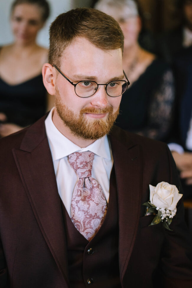 villa bubenzer freudenberg hochzeit schloss friedewald hochzeitsfotografin sauerland westerwald ambientetrauung schlosshochzeit hochzeitsfotograf ruhrgebiet (100)